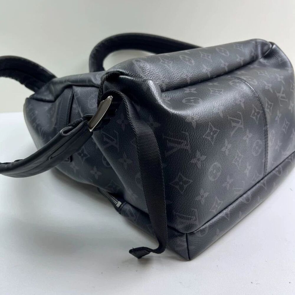 Louis Vuitton Women Pre-Owned Bag Very Good Condition - Picture 9 of 9